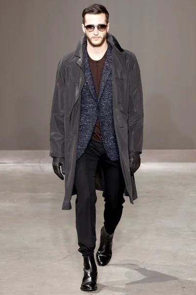 Look 44